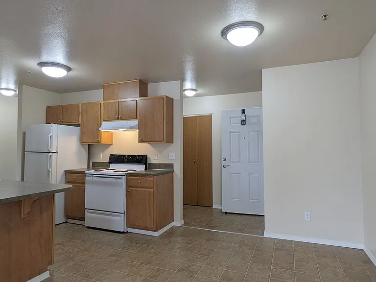 Wellesley Park Apartments — Photo 70