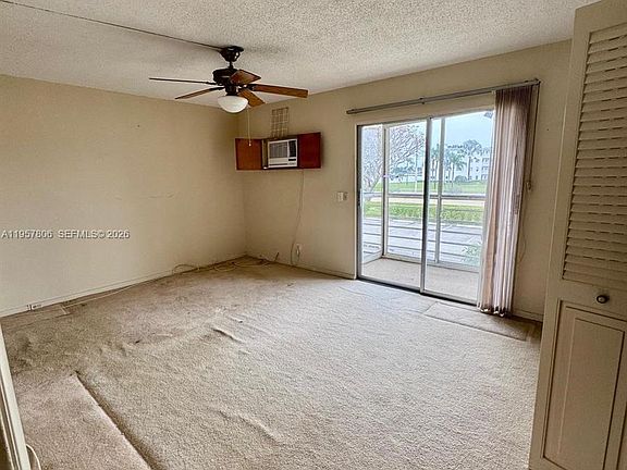 5th image of 272 Dorset Dr #G
