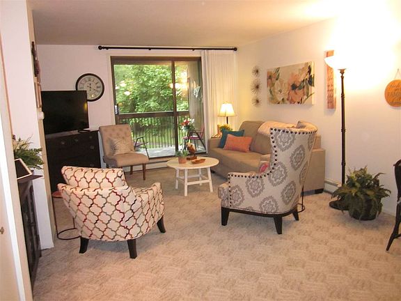 2nd image of 2929 Sunnyside 229b Dr