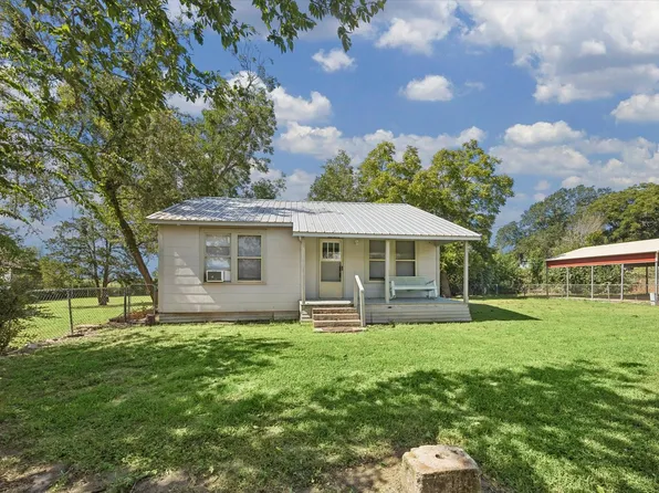 1379 Main St, Industry, TX 78944