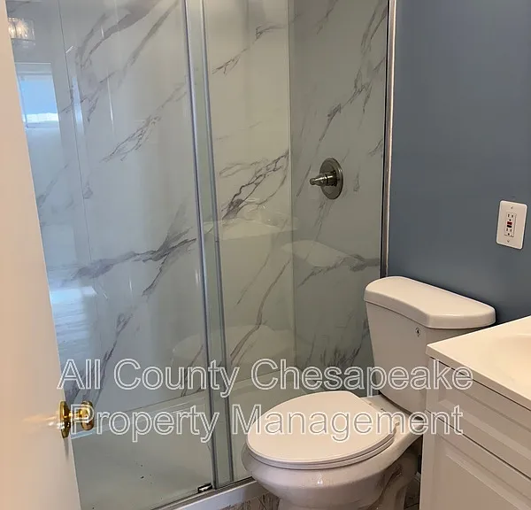 6206 Scranton Rd — Photo 5
