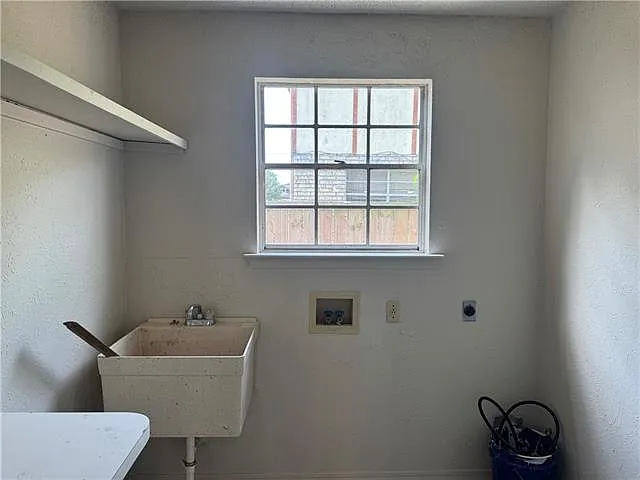3708 Diane Pl — Photo 14