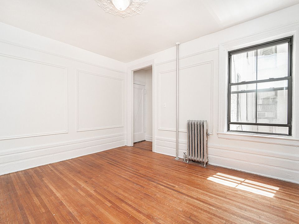 1st image of 30-86 32nd St #7