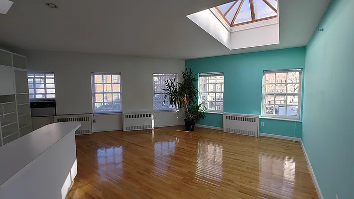 Rented by (Legacy) NY Quality Living Uptown | media 2