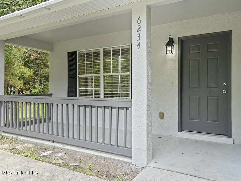 6234 W Lamar St — Photo 4