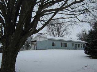 403 2nd St, Atkins, IA 52206