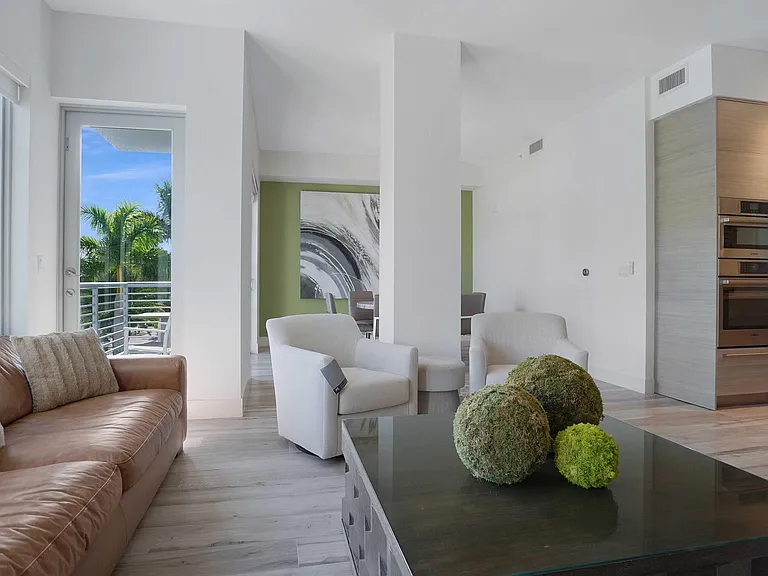 155 E Boca Raton Rd #301 — Photo 7