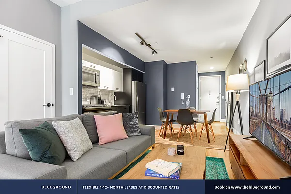 Rented by The Blueground | media 46