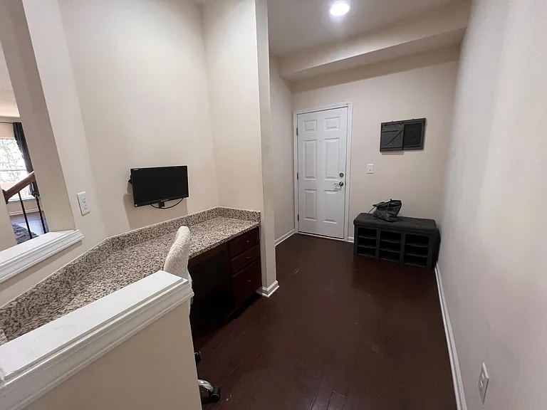 1284 Magnolia Row Trl — Photo 5