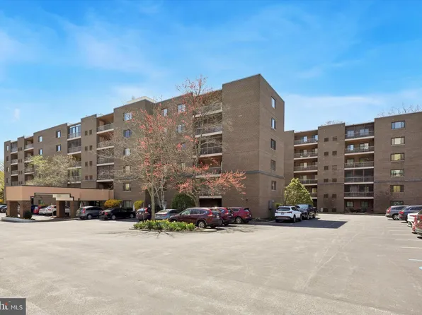 1219 W Wynnewood Rd APT 411, Wynnewood, PA 19096