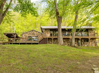 750 Lake Side Rd, Addison, PA 15411