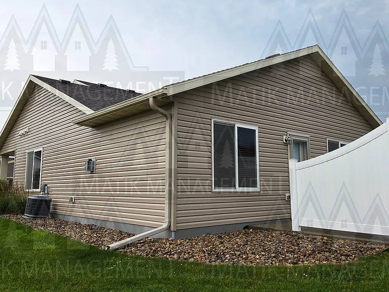 2581 Hawk Ridge Ct SE — Photo 50