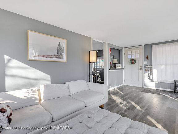 5th image of 4108 Holt Rd