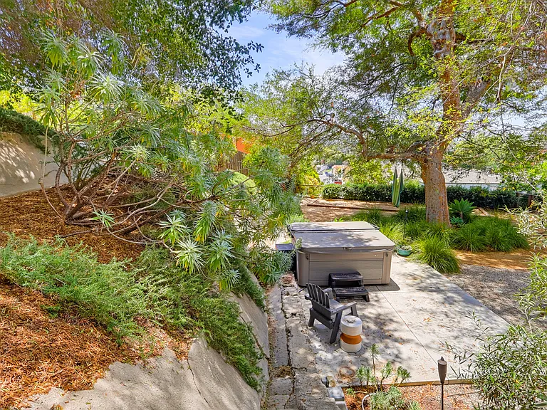 Candace Pl — Photo 52