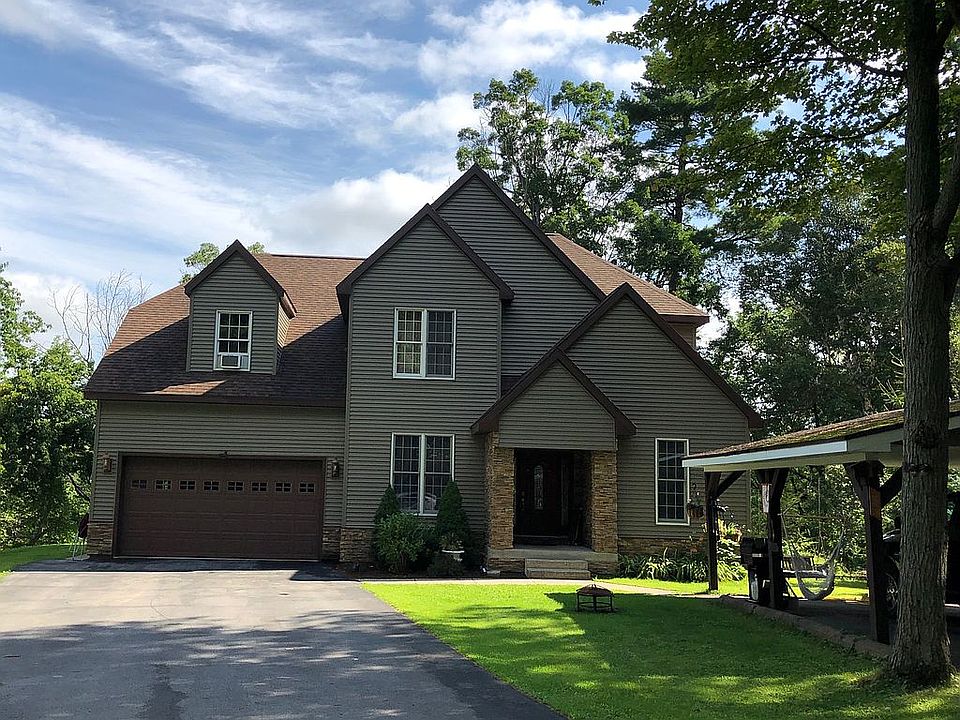 1st image of 5 River Ln