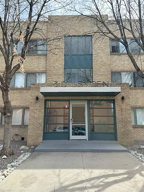 Leyden Apartments