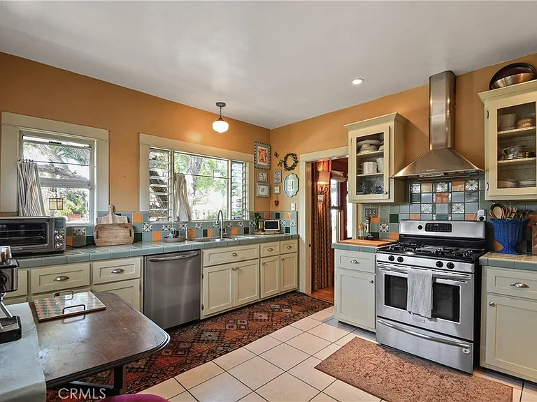 773 Orizaba Ave — Photo 17
