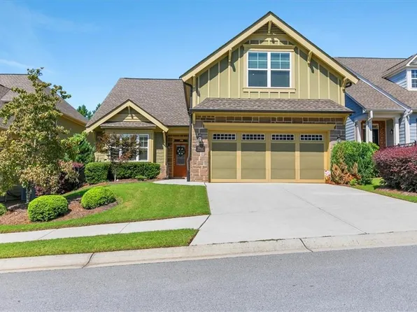 3942 Sweet Magnolia Dr, Gainesville, GA 30504