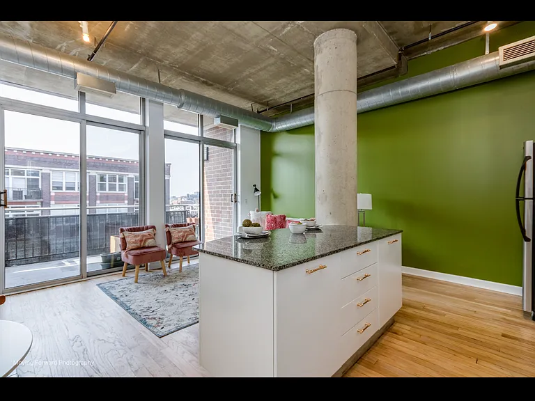 111 S Morgan St — Photo 6