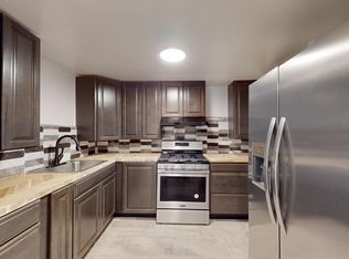 204 Philip Ave FLOOR 2, Elmwood Park, NJ 07407