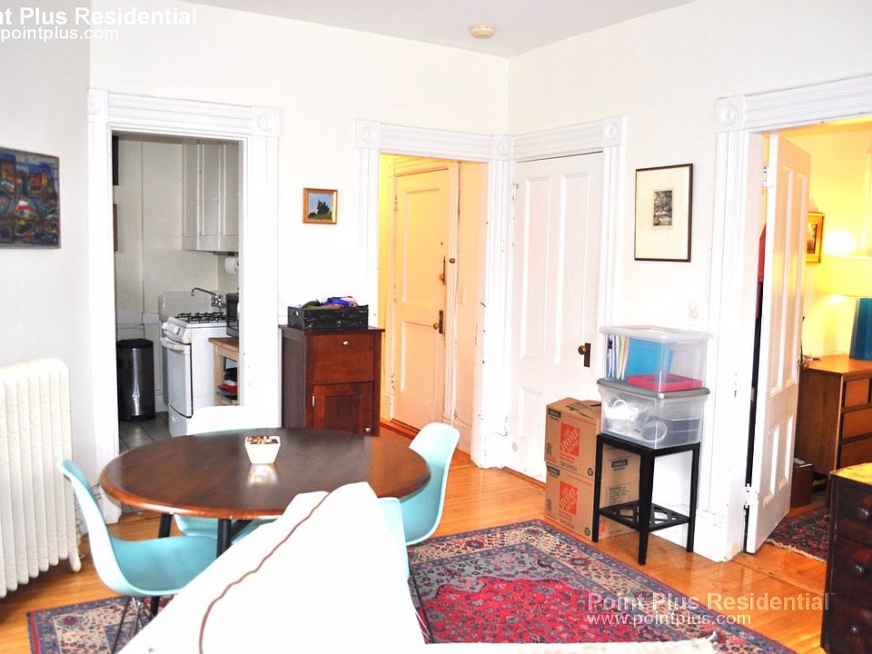 2nd image of 128 Magazine St #5A5