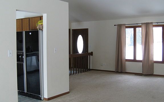 4th image of 515 Arapaho Trl