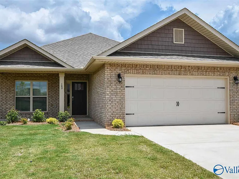 109 River Haven Dr — Photo 1