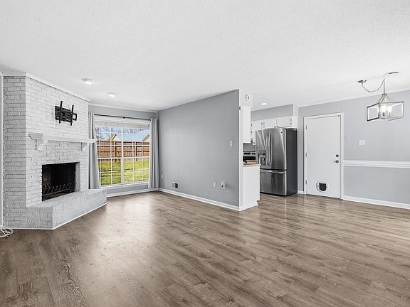 5th image of 6914 Aspenhill Dr