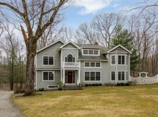 226 Mountain Rd, Wilton, CT 06897