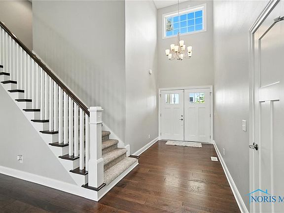 5th image of 700 Delaware Dr