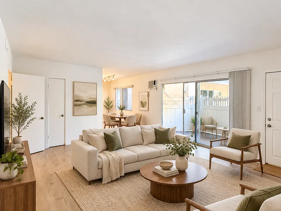 1327 N Laurel Ave #3