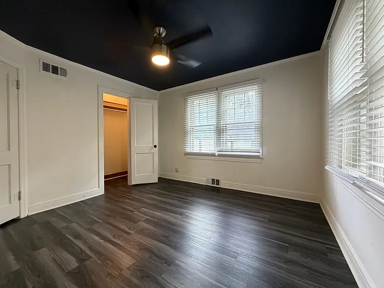 1095 S Ray Ave — Photo 18