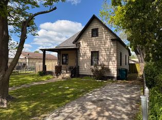 808 8th St, Monett, MO 65708