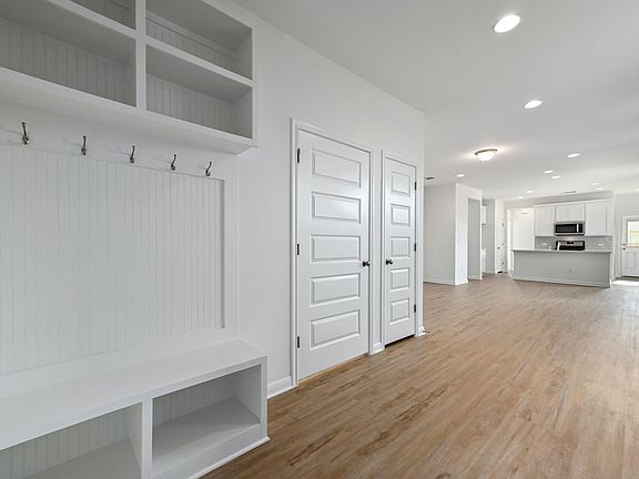 3rd image of 12311 Zenyatta Dr