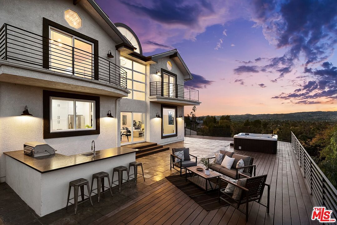 22255 Miston Dr, Woodland Hills, CA 91364 | Zillow