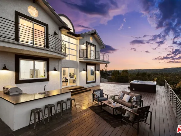 22255 Miston Dr, Woodland Hills, CA 91364