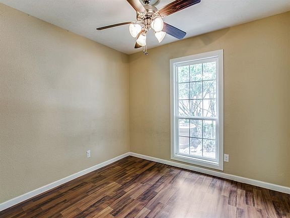 5th image of 1221 Steinburg Ln