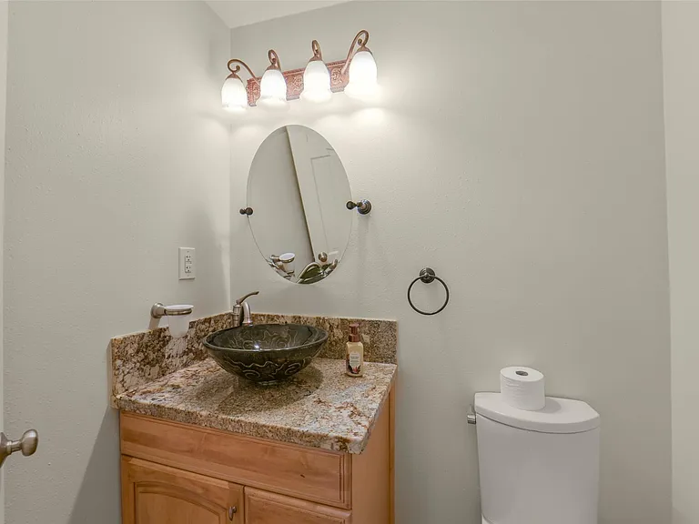 14915 Chadbourne Dr — Photo 22