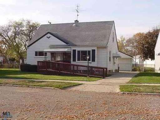 1st image of 16652 Sarmorr St
