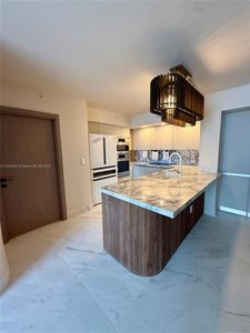 2080 S Ocean Dr APT 809, Hallandale, FL, 33009