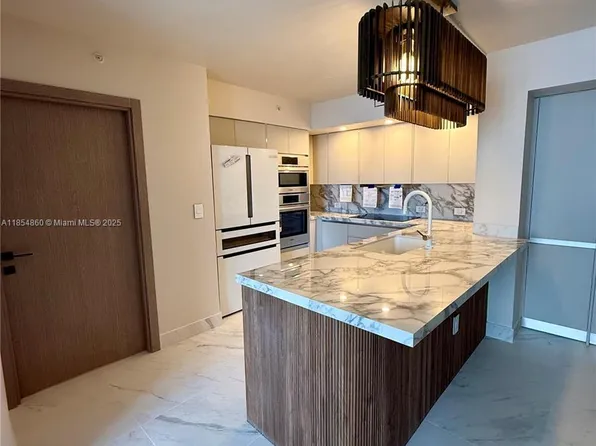 2080 S Ocean Dr APT 809, Hallandale, FL 33009