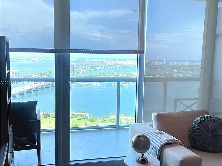 888 Biscayne Blvd #4310 — Photo 7