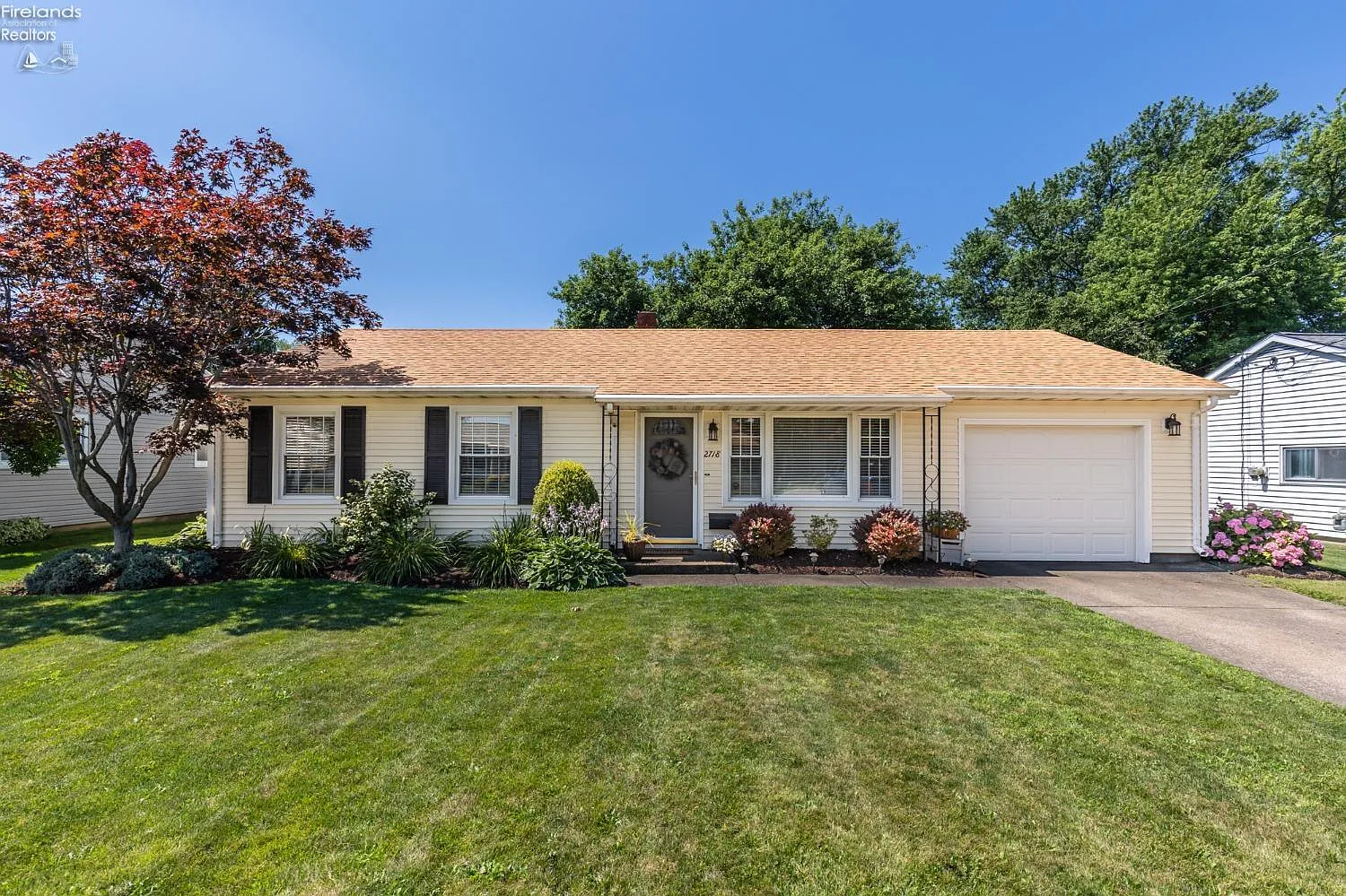 2718 Sunset Ln photo 1