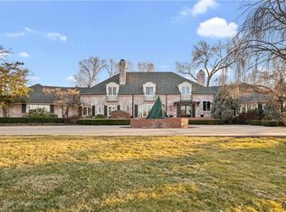 1235 W 55th St, Breckenridge, MO 64113