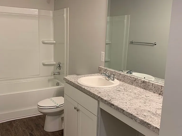 310 Tiffany Ln — Photo 16