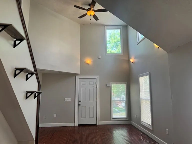 56 Meigs St — Photo 12