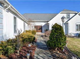 23011 Wild Hunt Dr, Gaithersburg, MD 20882