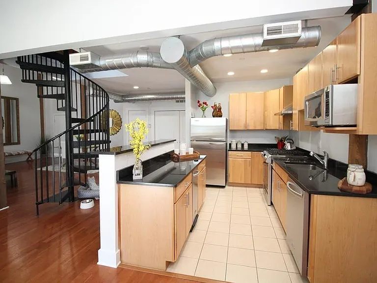 4 Powder Mill Sq #106D — Photo 14