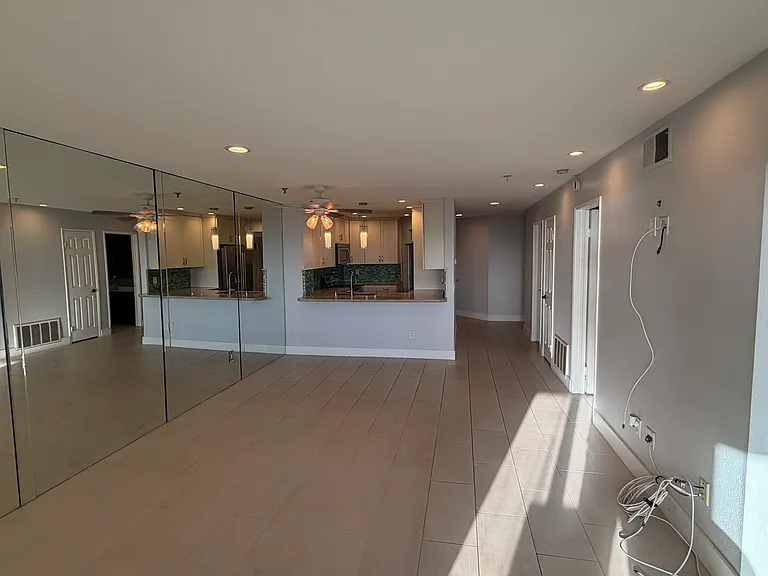 1200 Pacific Coast Hwy #117 — Photo 25
