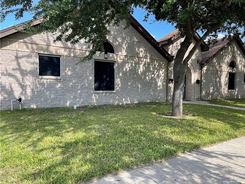 1st image of 1914 Bahamas Dr APT 2
